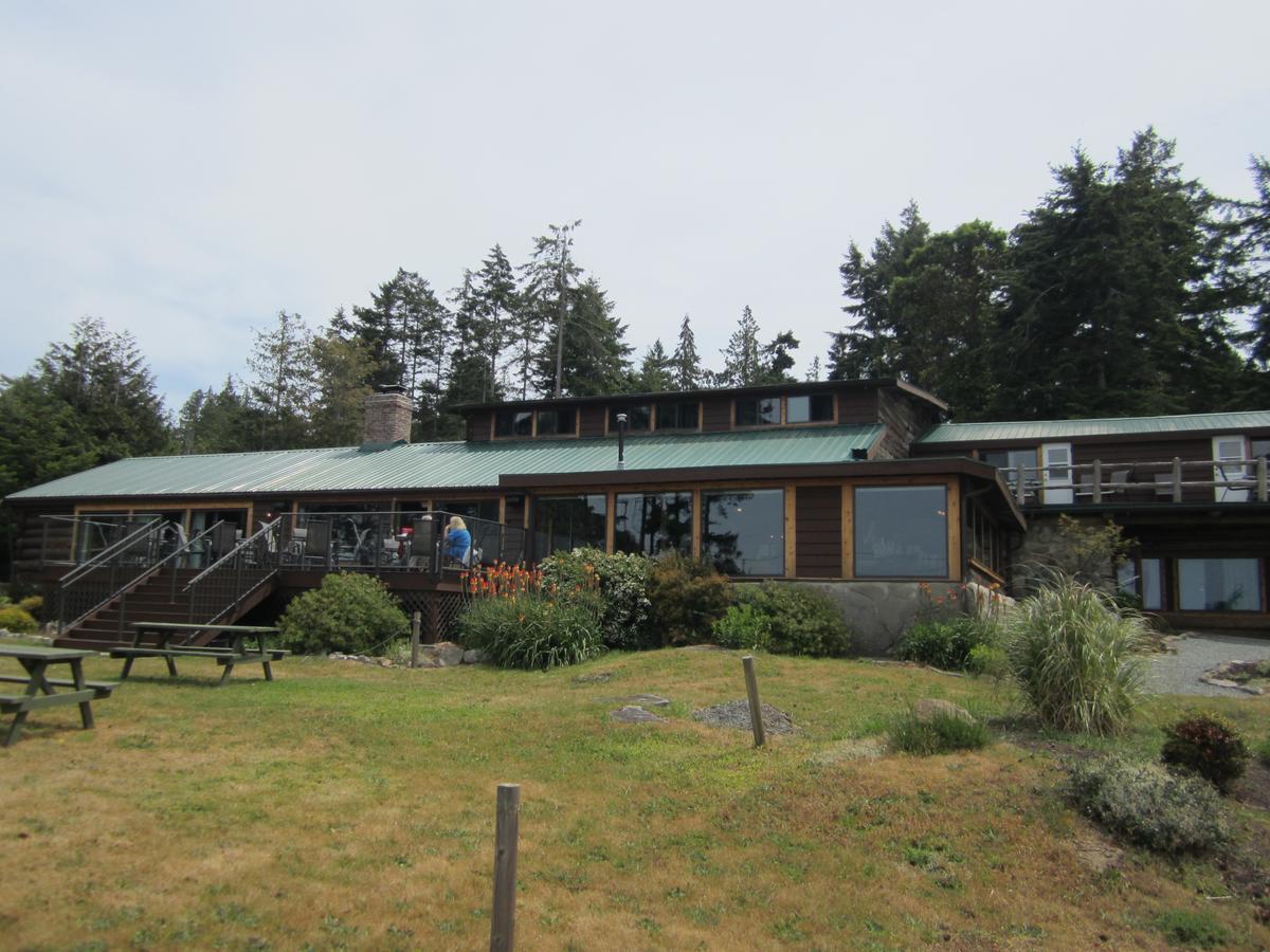 The Surf Lodge And Pub Gabriola Exterior foto
